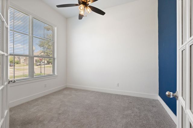 1696 Storey Lane, Waxahachie, TX 75165