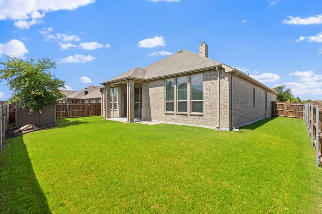 1696 Storey Lane, Waxahachie, TX 75165