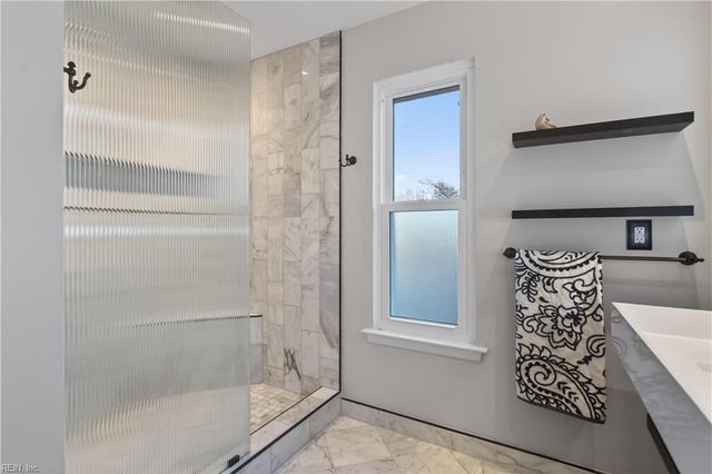 6415 Pelican CRES N, Suffolk, VA 23435