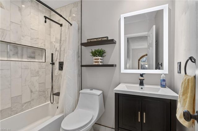 6415 Pelican CRES N, Suffolk, VA 23435