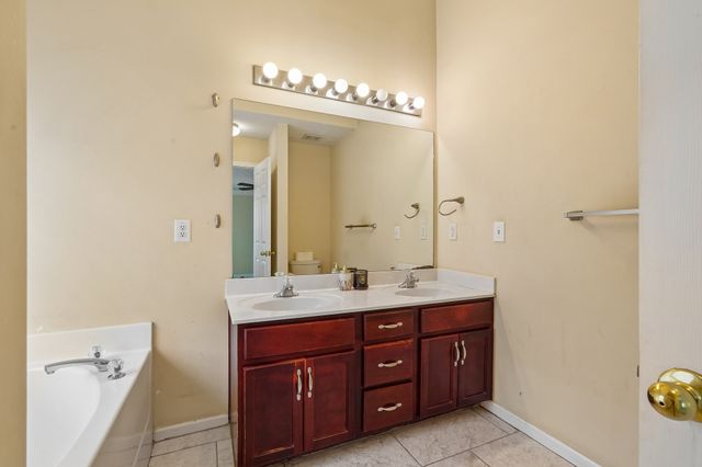 805 Waterloo Ct, Nashville, TN 37209