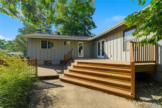 2005 Cleopatra Drive, Fenton, MO 63026
