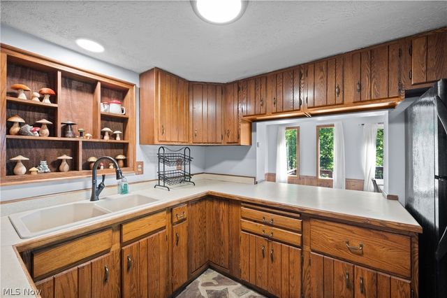 842 River Road, Davisville, WV 26142