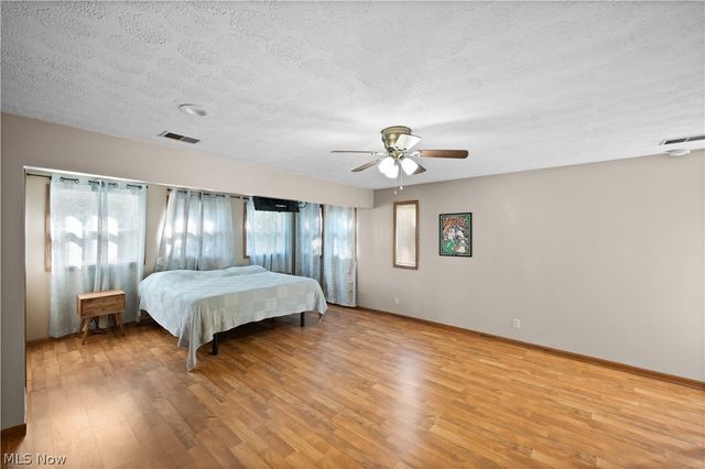 842 River Road, Davisville, WV 26142