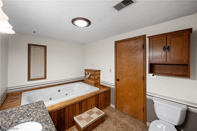 842 River Road, Davisville, WV 26142