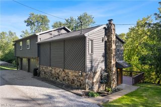 842 River Road, Davisville, WV 26142