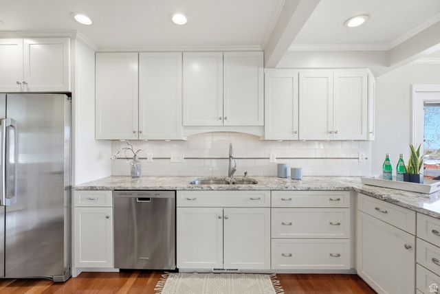 2551 E SUNDOWN AVE, Cottonwood Heights, UT 84121