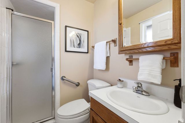 2551 E SUNDOWN AVE, Cottonwood Heights, UT 84121