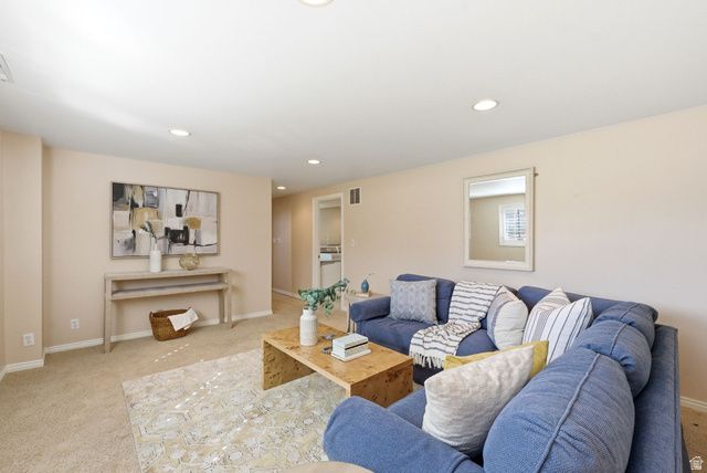 2551 E SUNDOWN AVE, Cottonwood Heights, UT 84121