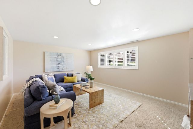 2551 E SUNDOWN AVE, Cottonwood Heights, UT 84121