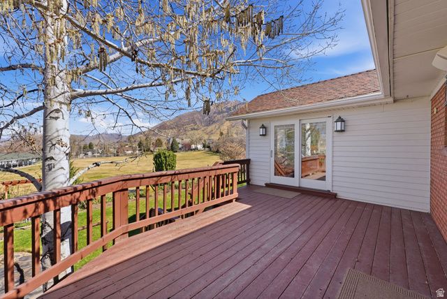 2551 E SUNDOWN AVE, Cottonwood Heights, UT 84121