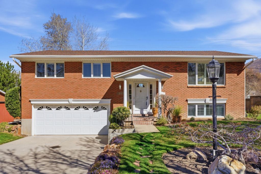 2551 E SUNDOWN AVE, Cottonwood Heights, UT 84121