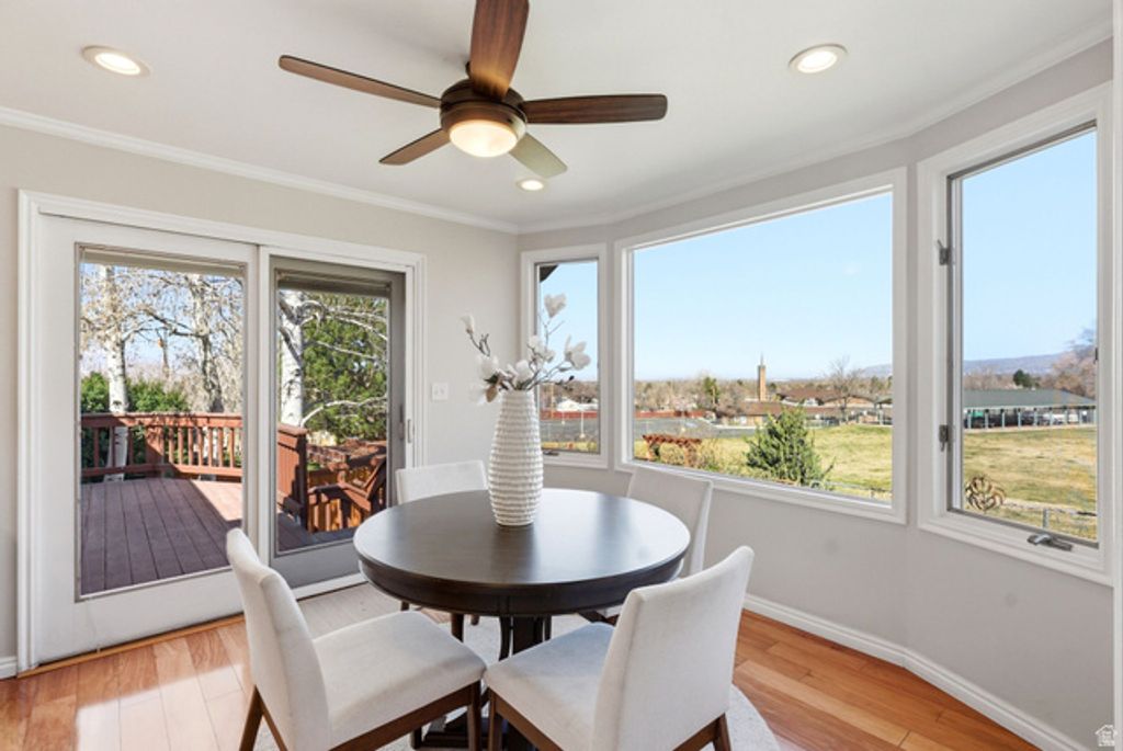 Image 14 of property listing at 2551 E SUNDOWN AVE, Cottonwood Heights, UT 84121