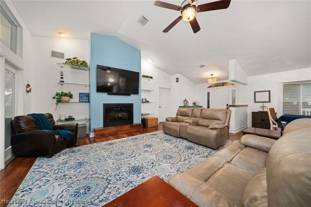 105 Watersedge Lane, Lake Placid, FL 33852