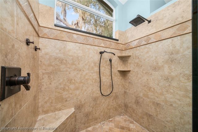 105 Watersedge Lane, Lake Placid, FL 33852