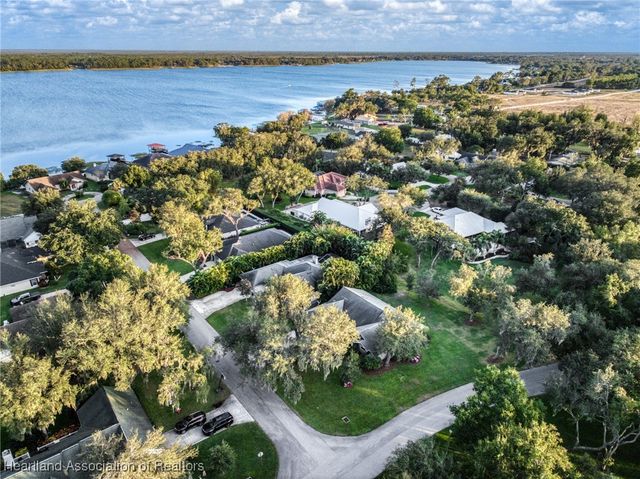 105 Watersedge Lane, Lake Placid, FL 33852