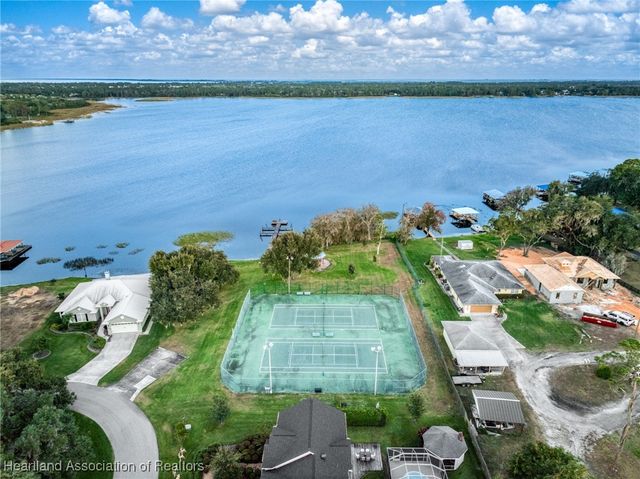 105 Watersedge Lane, Lake Placid, FL 33852