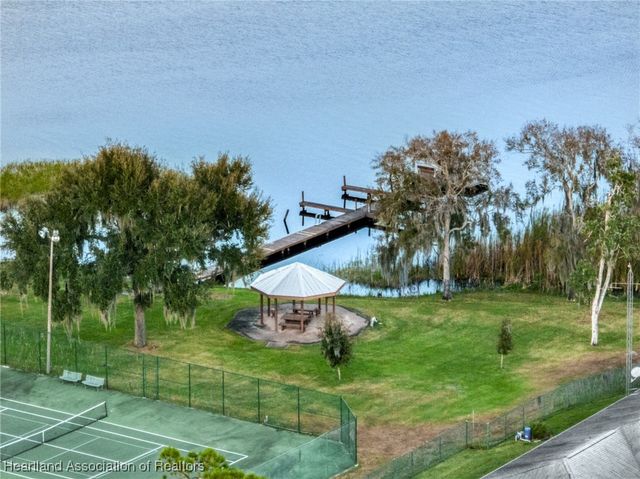 105 Watersedge Lane, Lake Placid, FL 33852