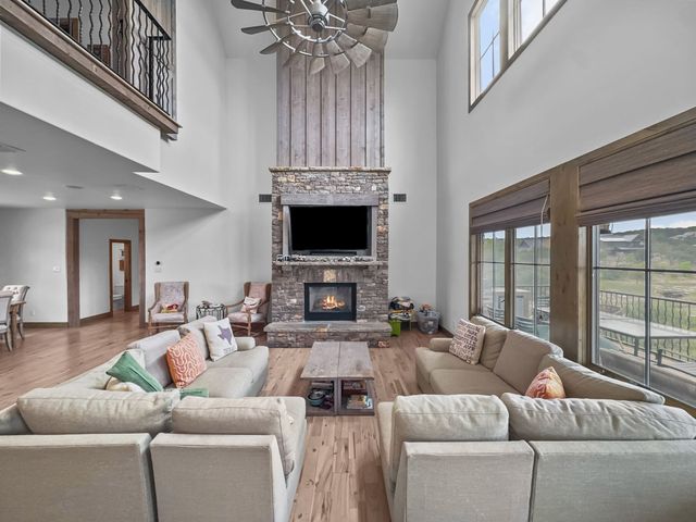 2044 Harbor Way 501, Graford, TX 76449