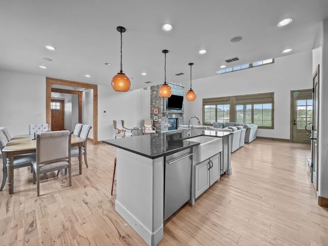 2044 Harbor Way 501, Graford, TX 76449