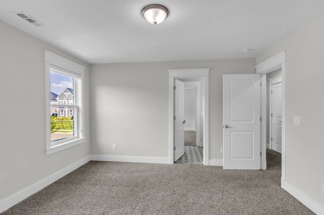 5043 High Park Hill Dr, Arrington, TN 37014