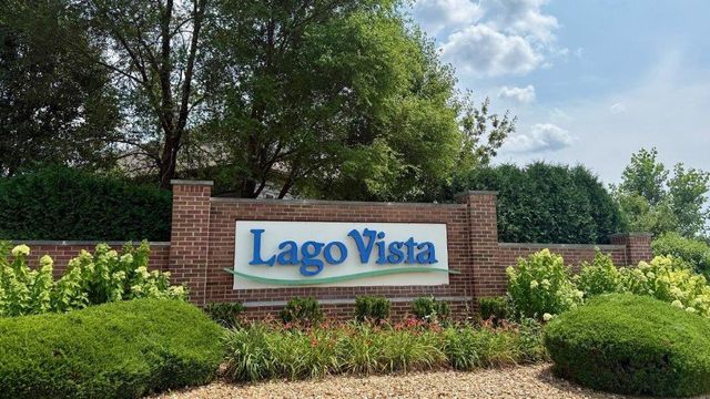 17412 W Fairfax Lane, Lockport, IL 60441