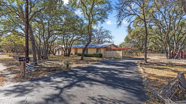 119 Felps, Blanco, TX 78606