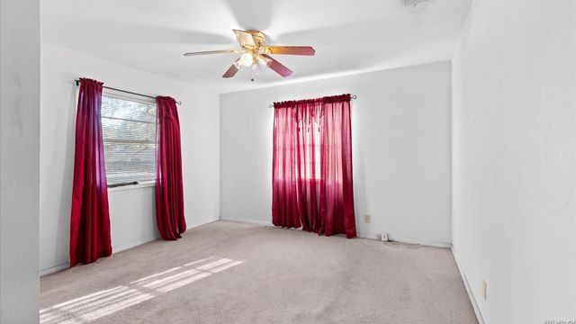 119 Felps, Blanco, TX 78606