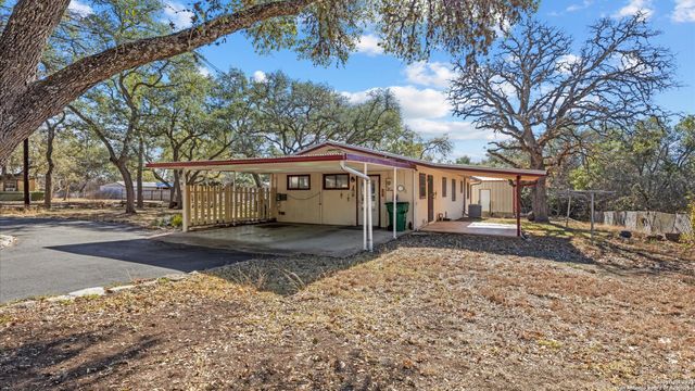 119 Felps, Blanco, TX 78606