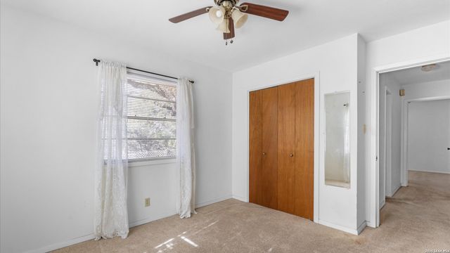 119 Felps, Blanco, TX 78606