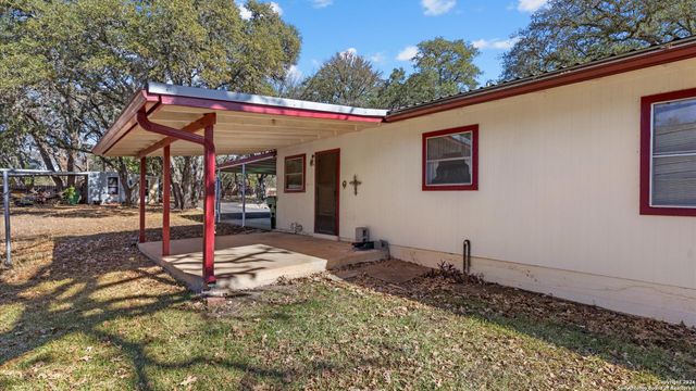 119 Felps, Blanco, TX 78606