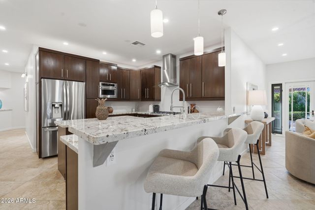 3846 E KERESAN Street, Phoenix, AZ 85044