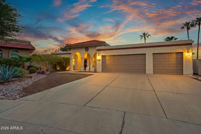 3846 E KERESAN Street, Phoenix, AZ 85044