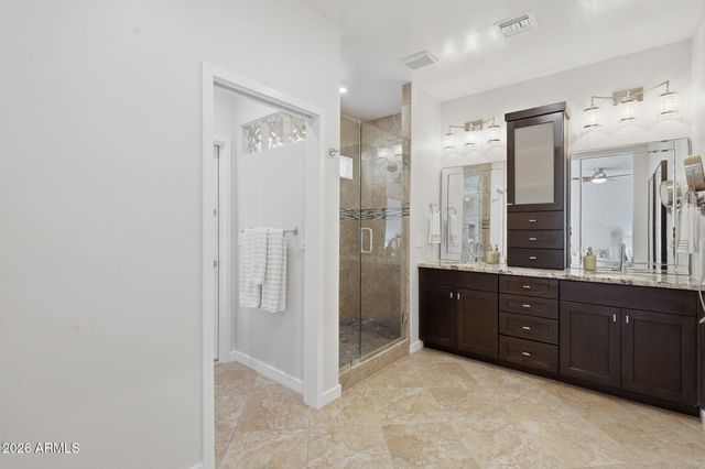 3846 E KERESAN Street, Phoenix, AZ 85044