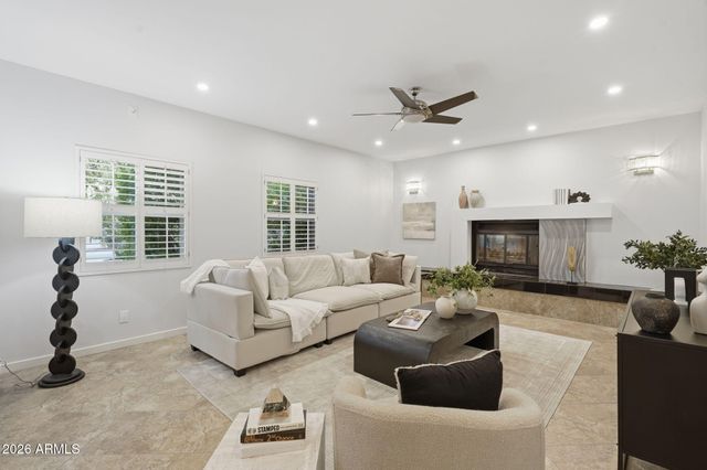 3846 E KERESAN Street, Phoenix, AZ 85044