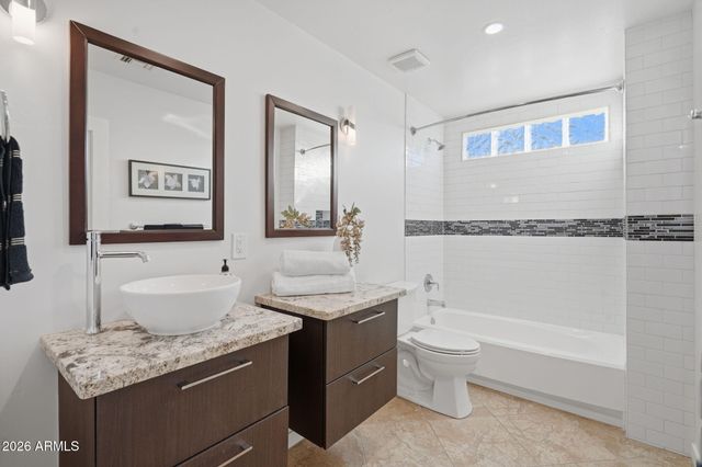 3846 E KERESAN Street, Phoenix, AZ 85044