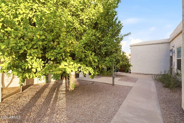 3846 E KERESAN Street, Phoenix, AZ 85044