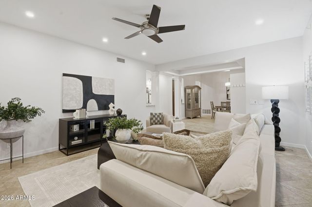 3846 E KERESAN Street, Phoenix, AZ 85044