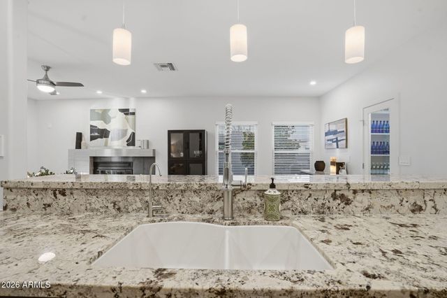 3846 E KERESAN Street, Phoenix, AZ 85044