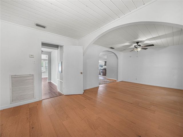 201 BROOKS ROAD, Frostproof, FL 33843