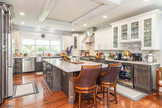 18 Cleary Pl, Fairfield Twp., NJ 07004