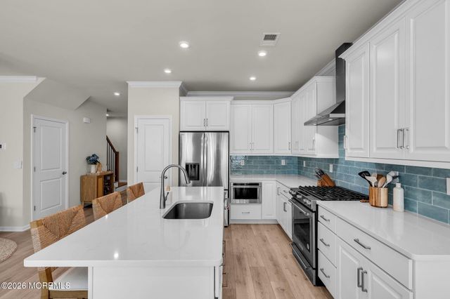 22 Coburgh Drive, Wall, NJ 07753