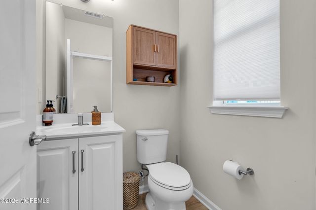 22 Coburgh Drive, Wall, NJ 07753