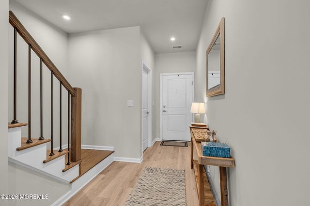 22 Coburgh Drive, Wall, NJ 07753