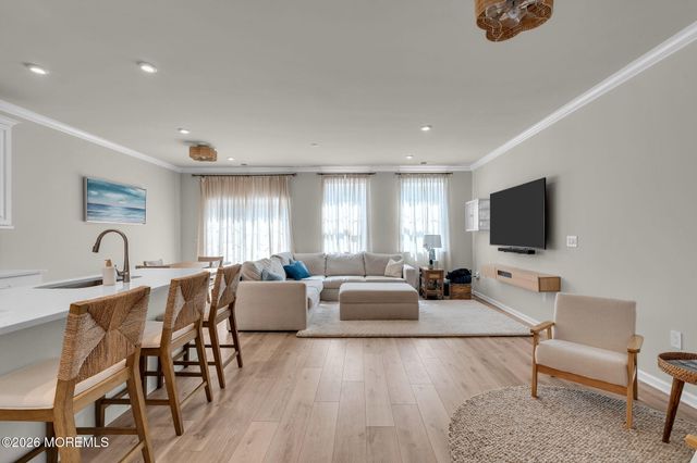 22 Coburgh Drive, Wall, NJ 07753