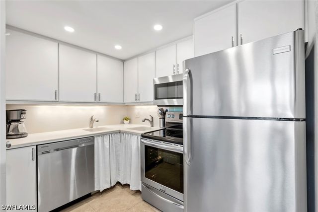 180 Seaview CT 314, Marco Island, FL 34145