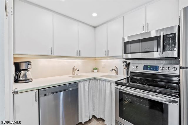 180 Seaview CT 314, Marco Island, FL 34145