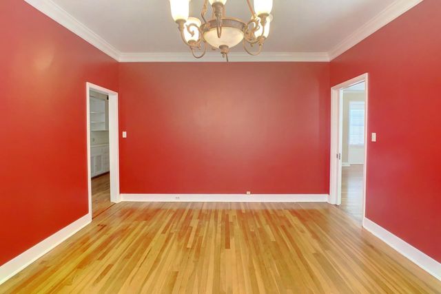 811 E 38th ST, Austin, TX 78705