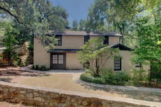 811 E 38th ST, Austin, TX 78705