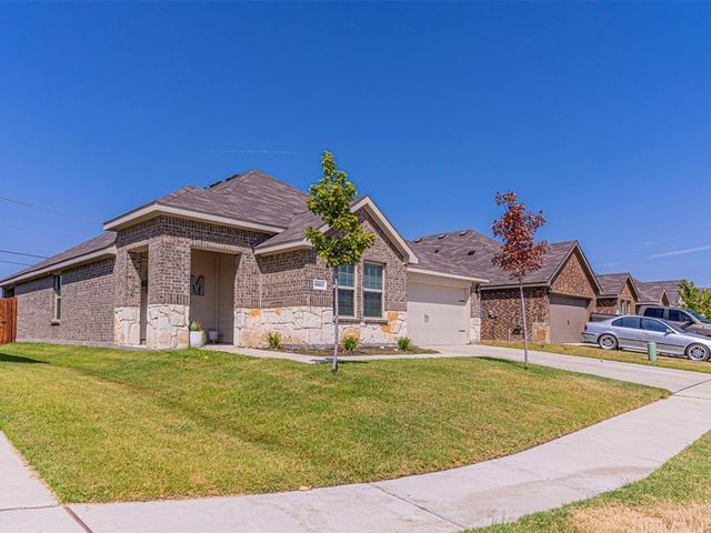 3307 Knoll Drive, Ennis, TX 75119